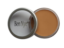 Ben Nye Matte HD Foundation