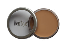 Ben Nye Matte HD Foundation