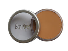 Ben Nye Matte HD Foundation