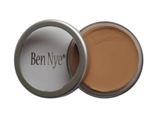 Ben Nye Matte HD Foundation
