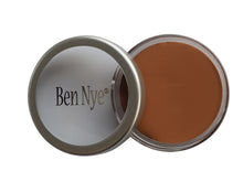 Ben Nye Matte HD Foundation