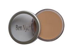 Ben Nye Matte HD Foundation
