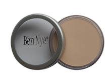 Ben Nye Matte HD Foundation