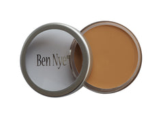 Ben Nye Matte HD Foundation