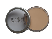 Ben Nye Matte HD Foundation
