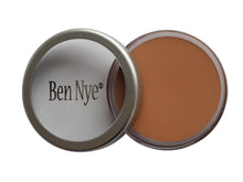 Ben Nye Matte HD Foundation