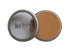 Ben Nye Matte HD Foundation
