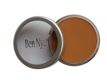 Ben Nye Matte HD Foundation