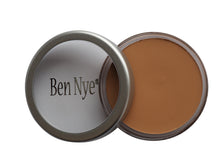 Ben Nye Matte HD Foundation