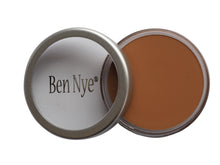 Ben Nye Matte HD Foundation