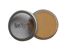 Ben Nye Matte HD Foundation